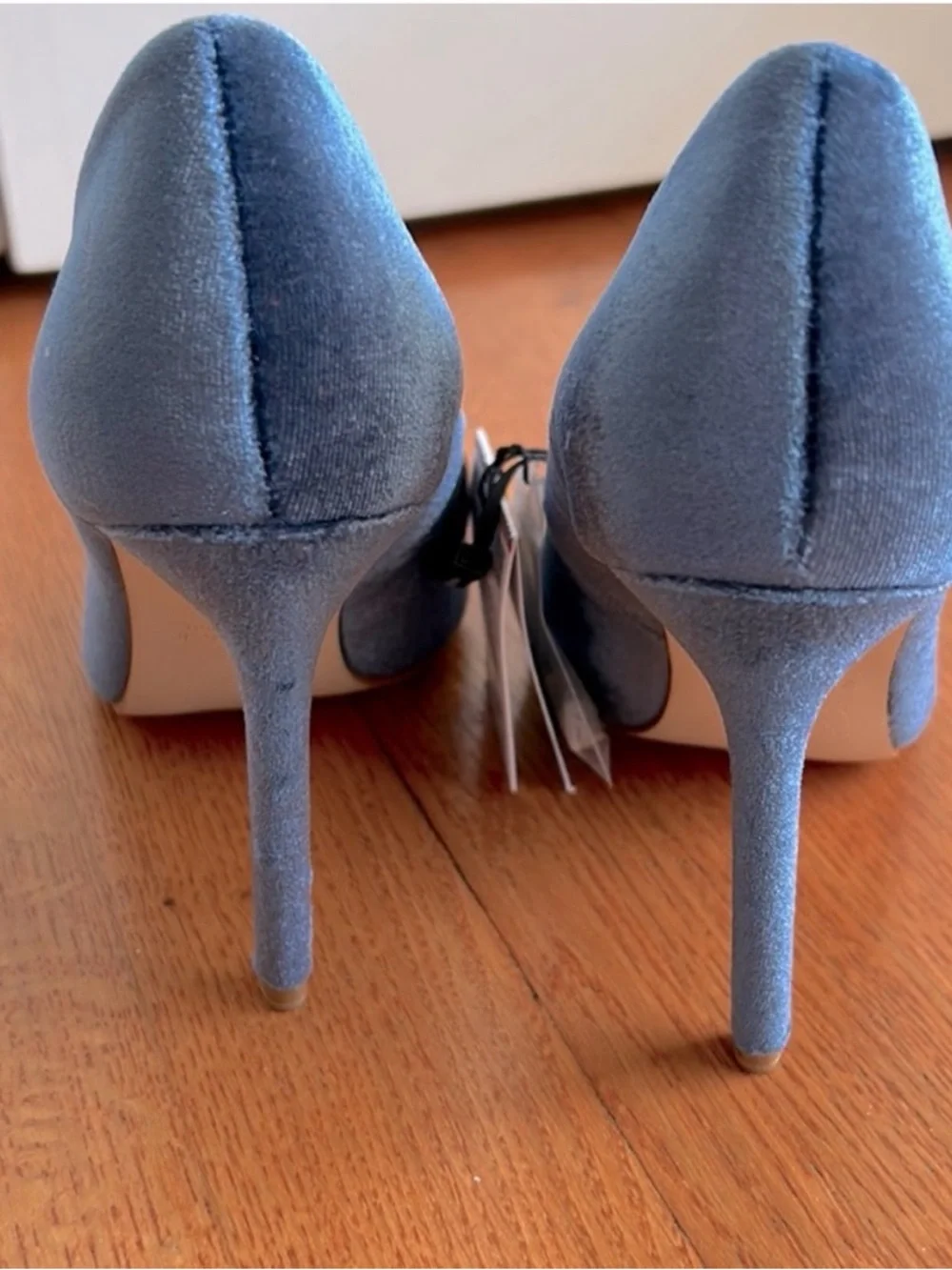 NWT Zara Heels blue velvet size 36/w6